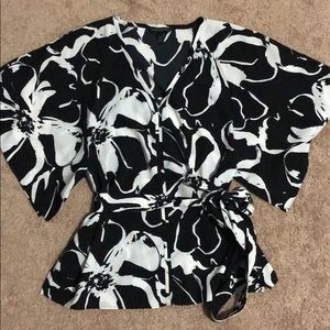 Black & White Short-Sleeve Blouse